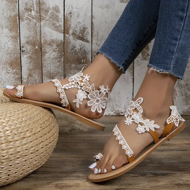 Women's Flower Lace Toe Loop Flat Sandals, White Versatile Open Toe Non Slip Wedding Sandals, Casual Beach Travel Shoes